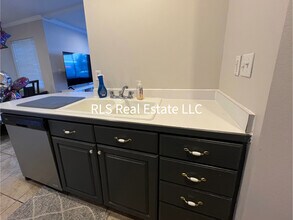 1541 N Riverside Ave, Unit 15 in Provo, UT - Foto de edificio - Building Photo