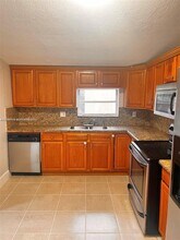 7100 Park St in Hollywood, FL - Building Photo - Building Photo