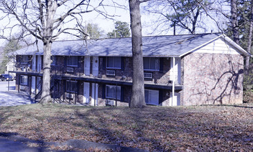 North Hills Apartments in Knoxville, TN - Building Photo - Building Photo