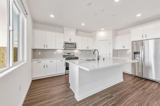 2055 Brown St in Lincoln, CA - Building Photo - Building Photo