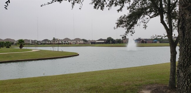 property at 2702 Golden Hills Ct