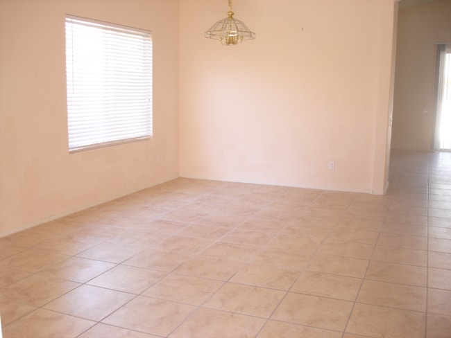 5360 N Placita Los Arbustos in Tucson, AZ - Building Photo - Building Photo