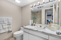 5 Farrey Ln, Unit 504 in Miami Beach, FL - Building Photo - Building Photo