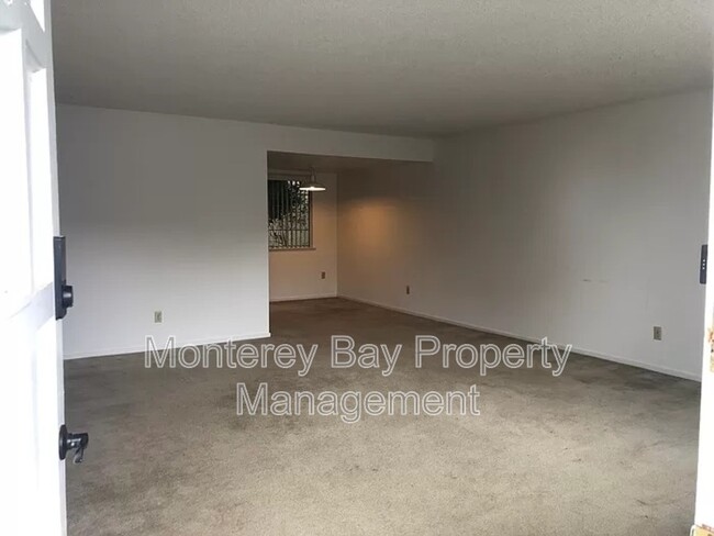851 Taylor St in Monterey, CA - Building Photo - Building Photo