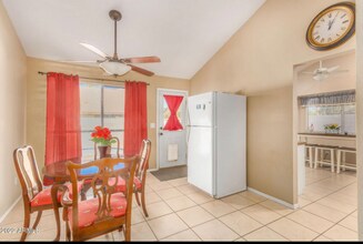7322 W Tuckey Ln in Glendale, AZ - Building Photo - Building Photo