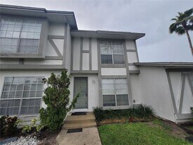 3157 Windover Ave, Unit 445 in Kissimmee, FL - Building Photo