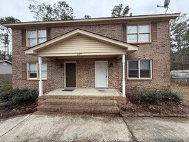 217 Wynn Way in Columbia, SC - Building Photo