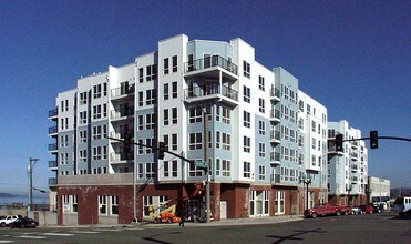 Nautica Condos in Everett, WA - Building Photo - Building Photo