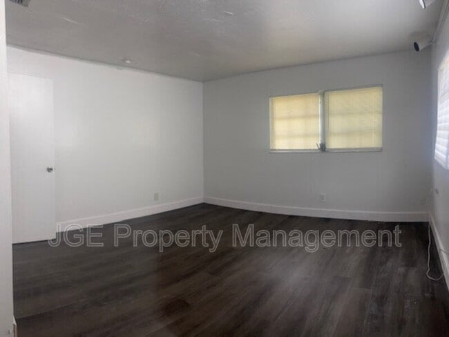 4000 NW 81st Ave in Coral Springs, FL - Building Photo - Building Photo