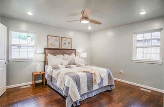 9712 Essex Ct in The Village, OK - Building Photo - Building Photo