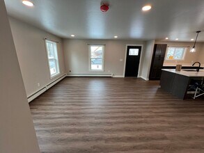 235 Market St in Lander, WY - Building Photo - Building Photo