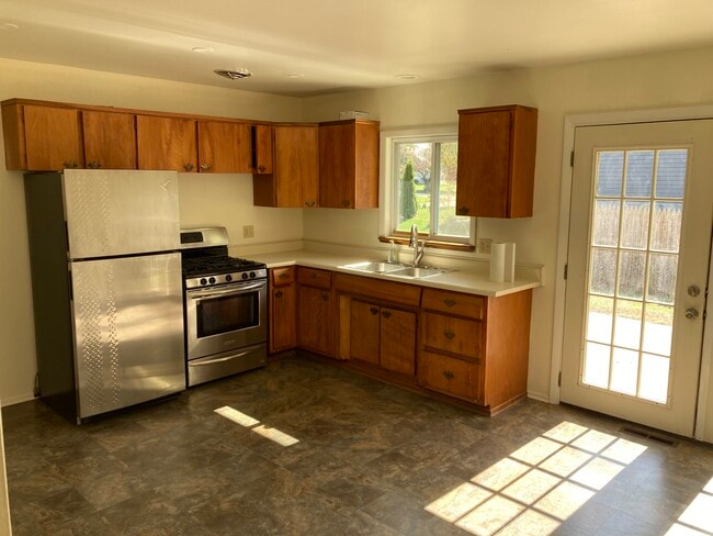 43 Eagan Blvd in Rochester, NY - Building Photo - Building Photo