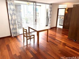 419A Atkinson Dr in Honolulu, HI - Building Photo