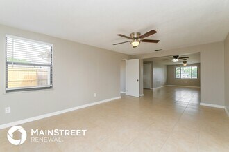 3048 Salisbury Dr in Holiday, FL - Foto de edificio - Building Photo