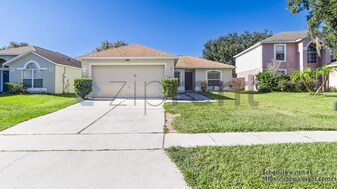 16838 Cornerwood Dr in Orlando, FL - Building Photo