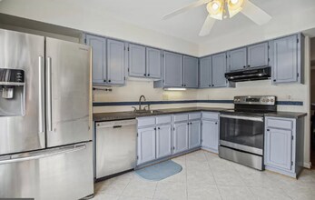 5205 Cannes Ct in Alexandria, VA - Building Photo - Building Photo