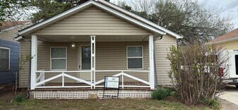 1216 W James Ave in Enid, OK - Building Photo