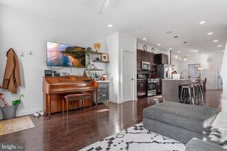 2013 E York St in Philadelphia, PA - Building Photo - Building Photo