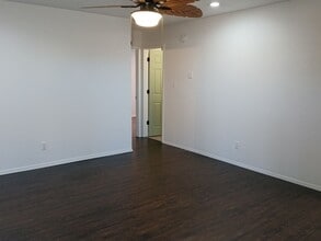 43 Rainbow Rd in Edgewood, NM - Building Photo - Building Photo