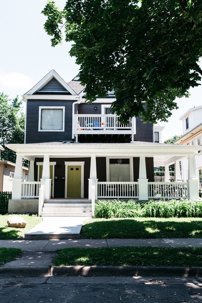 property at 2217-2217 Grand Ave S