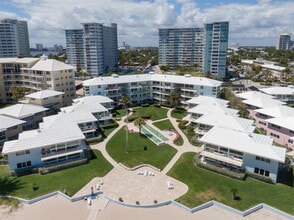 1956 S Ocean Ln in Fort Lauderdale, FL - Building Photo - Building Photo