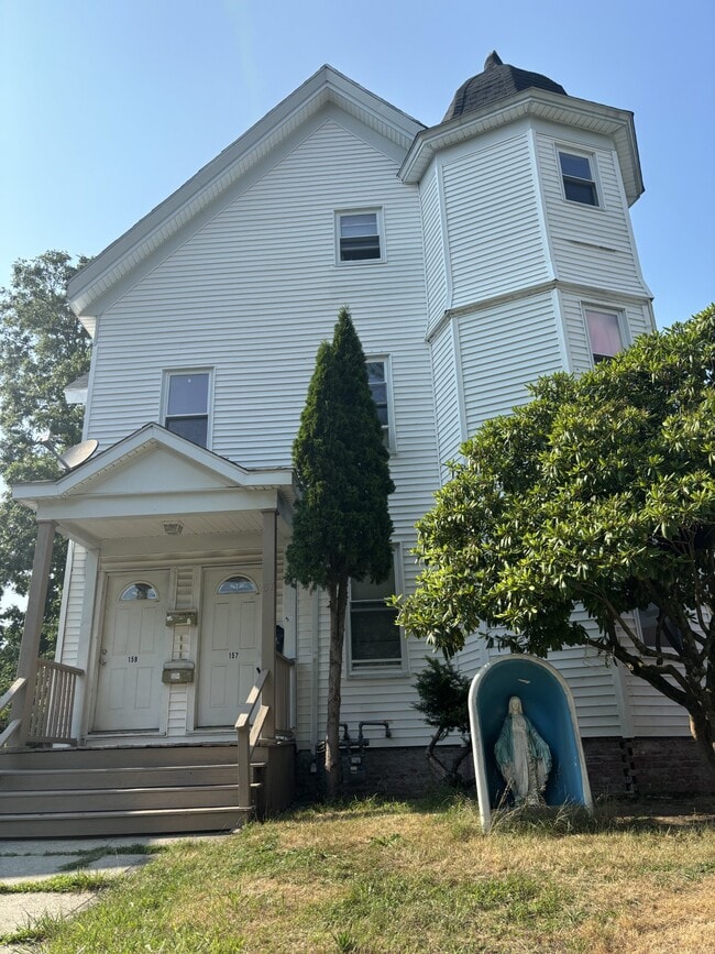 157 Highland St, Unit 3