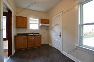 463 S Ottawa St in Joliet, IL - Building Photo - Building Photo