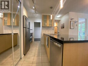 1155 Seymour St in Vancouver, BC - Building Photo - Building Photo