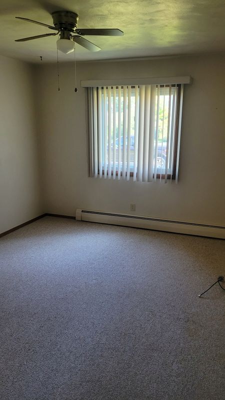 246 Ashland Ct in Ironwood, MI - Building Photo - Building Photo