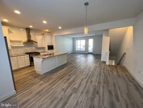 3251 Mateer Ln in Mechanicsburg, PA - Building Photo - Building Photo