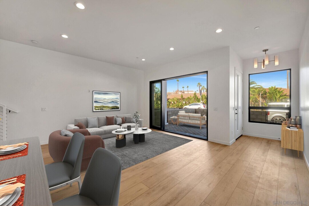 109 Daisy Ave in Imperial Beach, CA - Building Photo