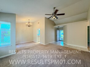 3453 Cobblestone Dr in Rocklin, CA - Building Photo - Building Photo