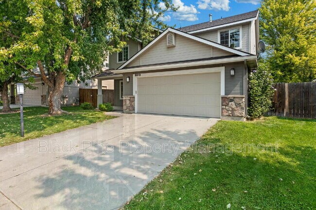 property at 6018 N Silver Maple Ave