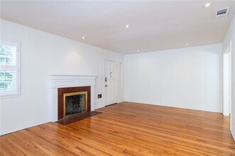 1241 Moncado Dr in Glendale, CA - Building Photo - Building Photo