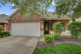 606 Sabinal St in Webster, TX - Building Photo