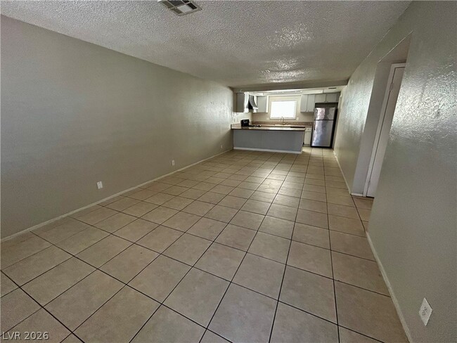 3639 S Van Dyke Ave in Las Vegas, NV - Building Photo - Building Photo