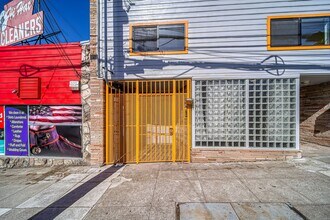3607-3609 Maple Ave in Oakland, CA - Building Photo - Building Photo