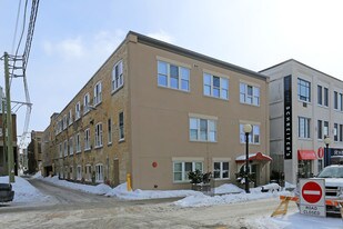Heartwood Place in Kitchener, ON - Building Photo