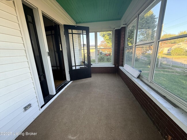 1620 Sale Ave in Louisville, KY - Building Photo - Building Photo