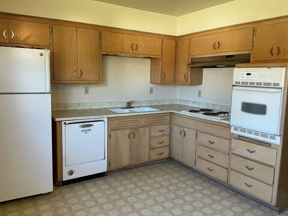 4446 N 84th St in Milwaukee, WI - Building Photo