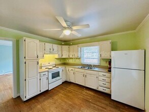 145 Dogwood Dr in Wilmington, NC - Building Photo - Building Photo