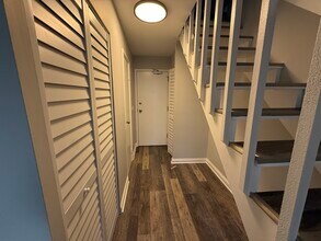 744 W Gordon Terrace in Chicago, IL - Building Photo - Building Photo