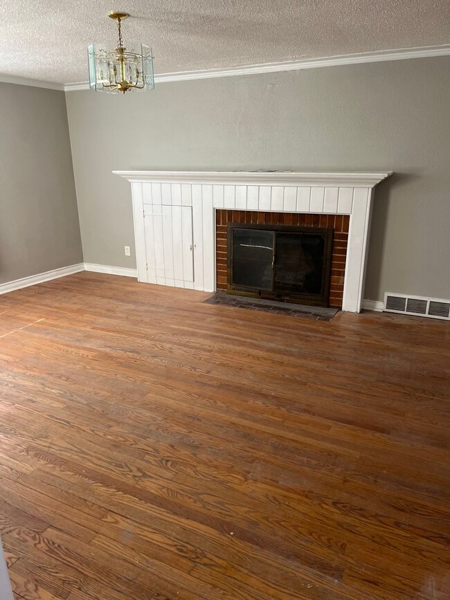 3828 Oakridge Blvd in St. Louis, MO - Building Photo - Building Photo