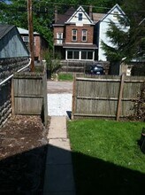827 S Braddock Ave, Unit Apt. #1 in Pittsburgh, PA - Building Photo - Building Photo