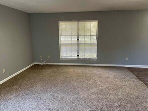 2089 Sandcastle Dr in Tallahassee, FL - Building Photo - Building Photo