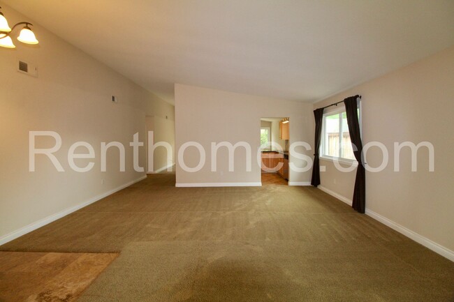 3515 Acworth Ave in San Diego, CA - Foto de edificio - Building Photo
