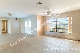 534 Warwick Ln in Venice, FL - Building Photo - Building Photo