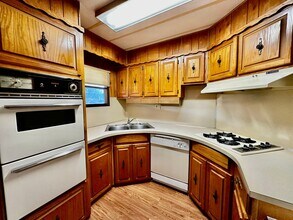 114 Box Elder Dr in Kerrville, TX - Building Photo - Building Photo