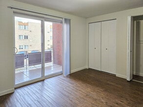 South View Apartments and Townhomes in State College, PA - Building Photo - Building Photo