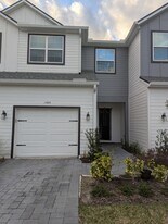 1404 Brookdale Ct in Oviedo, FL - Building Photo